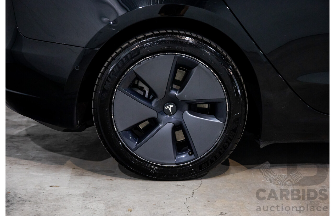 03/2022 Tesla Model 3 Rear Wheel Drive (RWD) E6LRB MY22 4D Sedan Black Electric EV