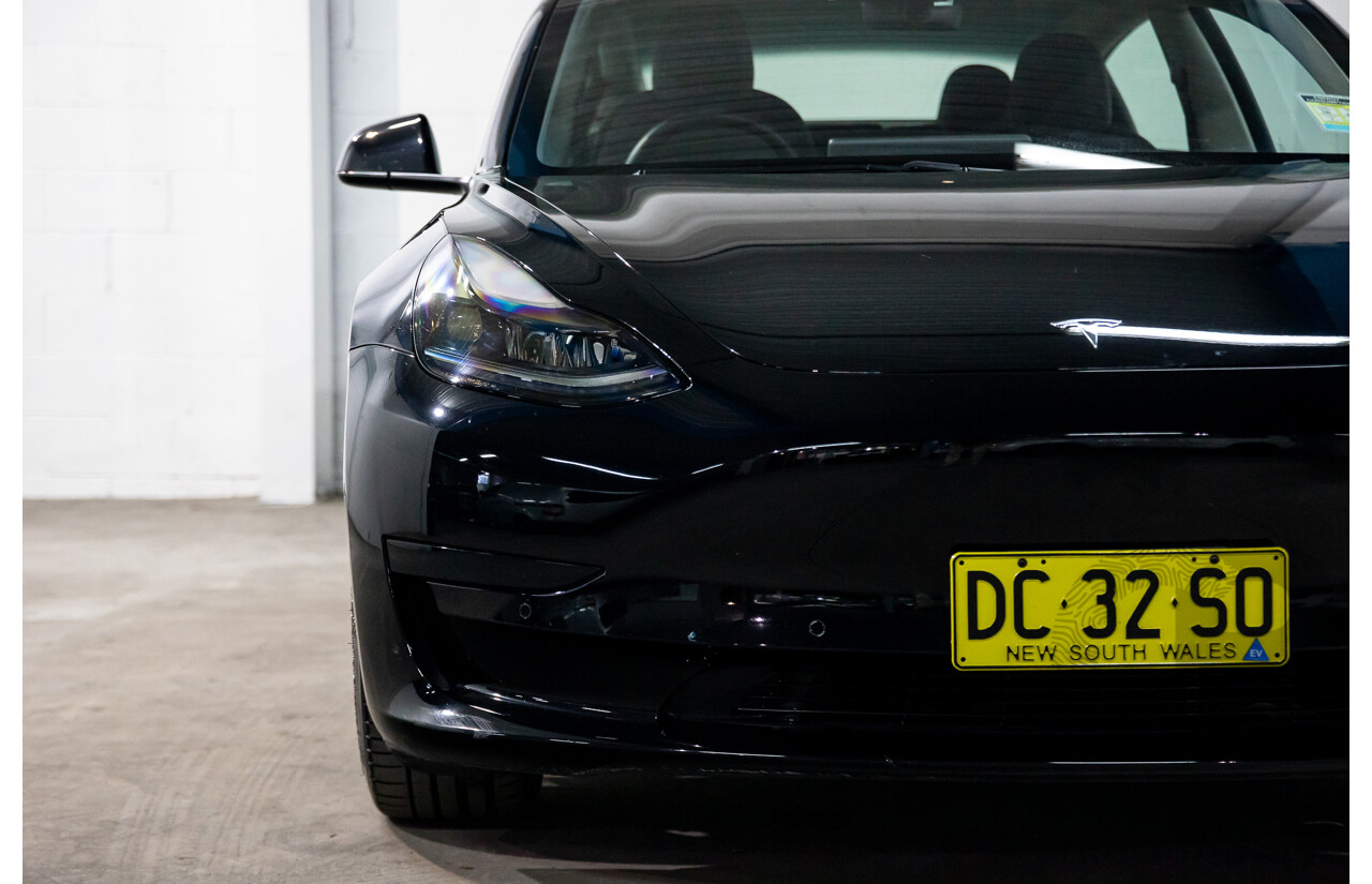 03/2022 Tesla Model 3 Rear Wheel Drive (RWD) E6LRB MY22 4D Sedan Black Electric EV