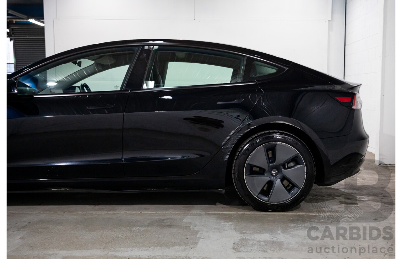 03/2022 Tesla Model 3 Rear Wheel Drive (RWD) E6LRB MY22 4D Sedan Black Electric EV