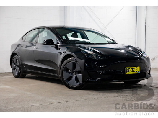 03/2022 Tesla Model 3 Rear Wheel Drive (RWD) E6LRB MY22 4D Sedan Black Electric EV