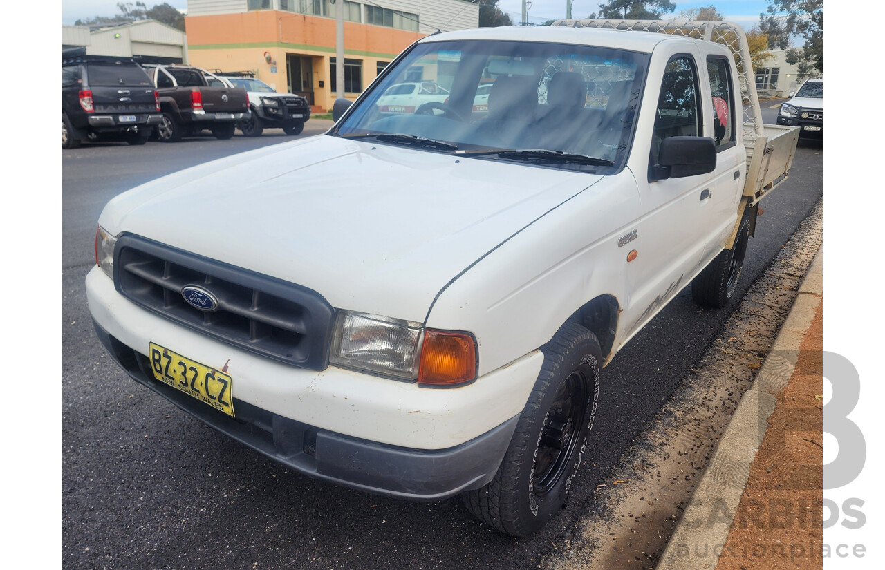 12/2001 Ford Courier GL (4x4) PE Crew Cab P/Up White 2.5L