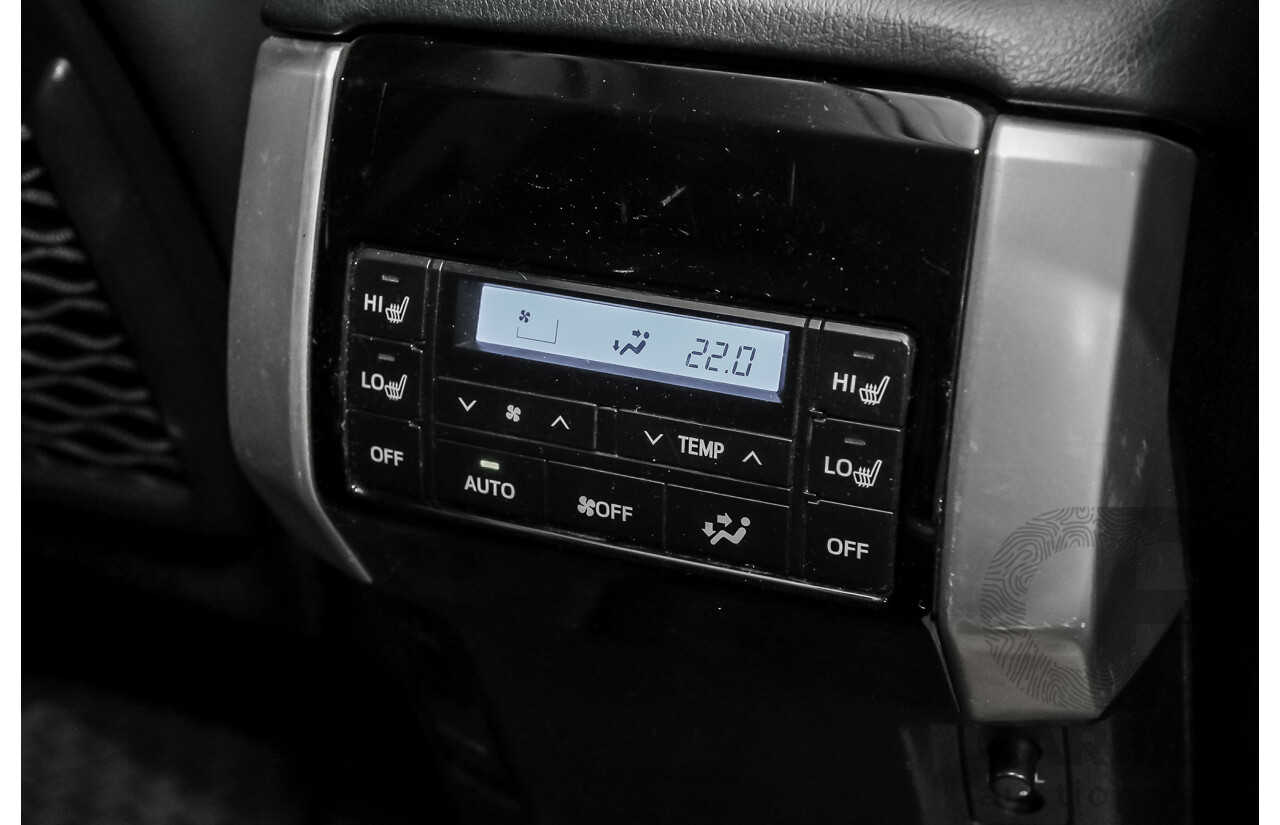 04/2019 Toyota Landcruiser Prado Kakadu (4x4) GDJ150R 4d Wagon Blizzard White Turbo Diesel 2.8L