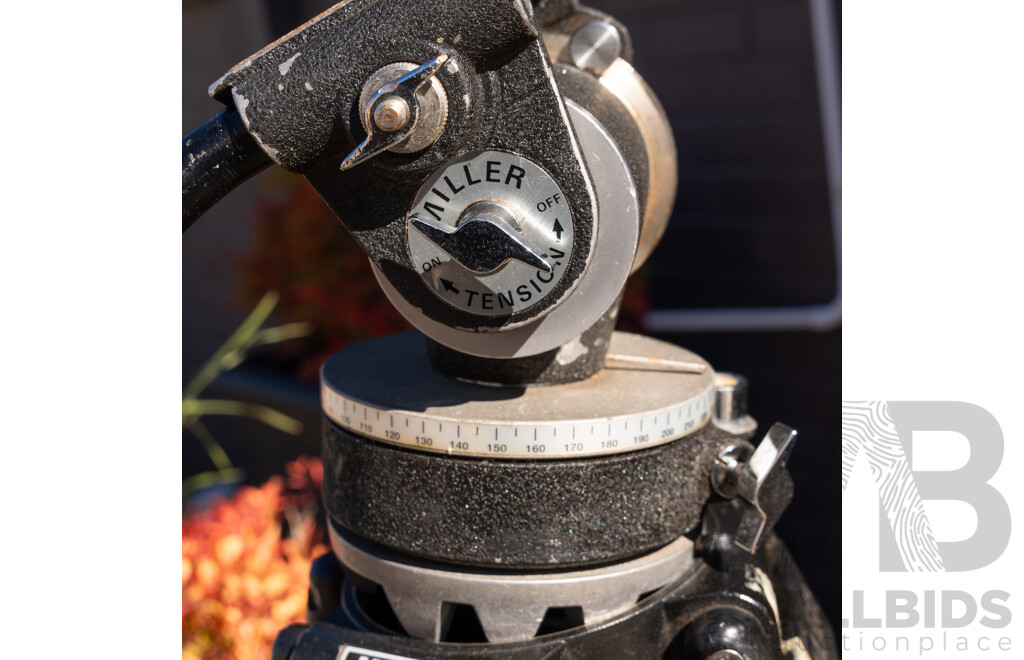 Miller Australian Professional Fluid Head Tripod with Ground Spreader, Accessories and Carry Case