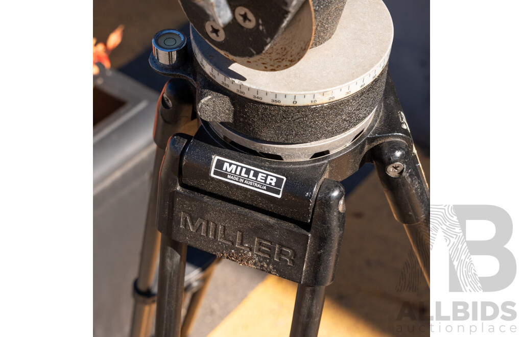 Miller Australian Professional Fluid Head Tripod with Ground Spreader, Accessories and Carry Case