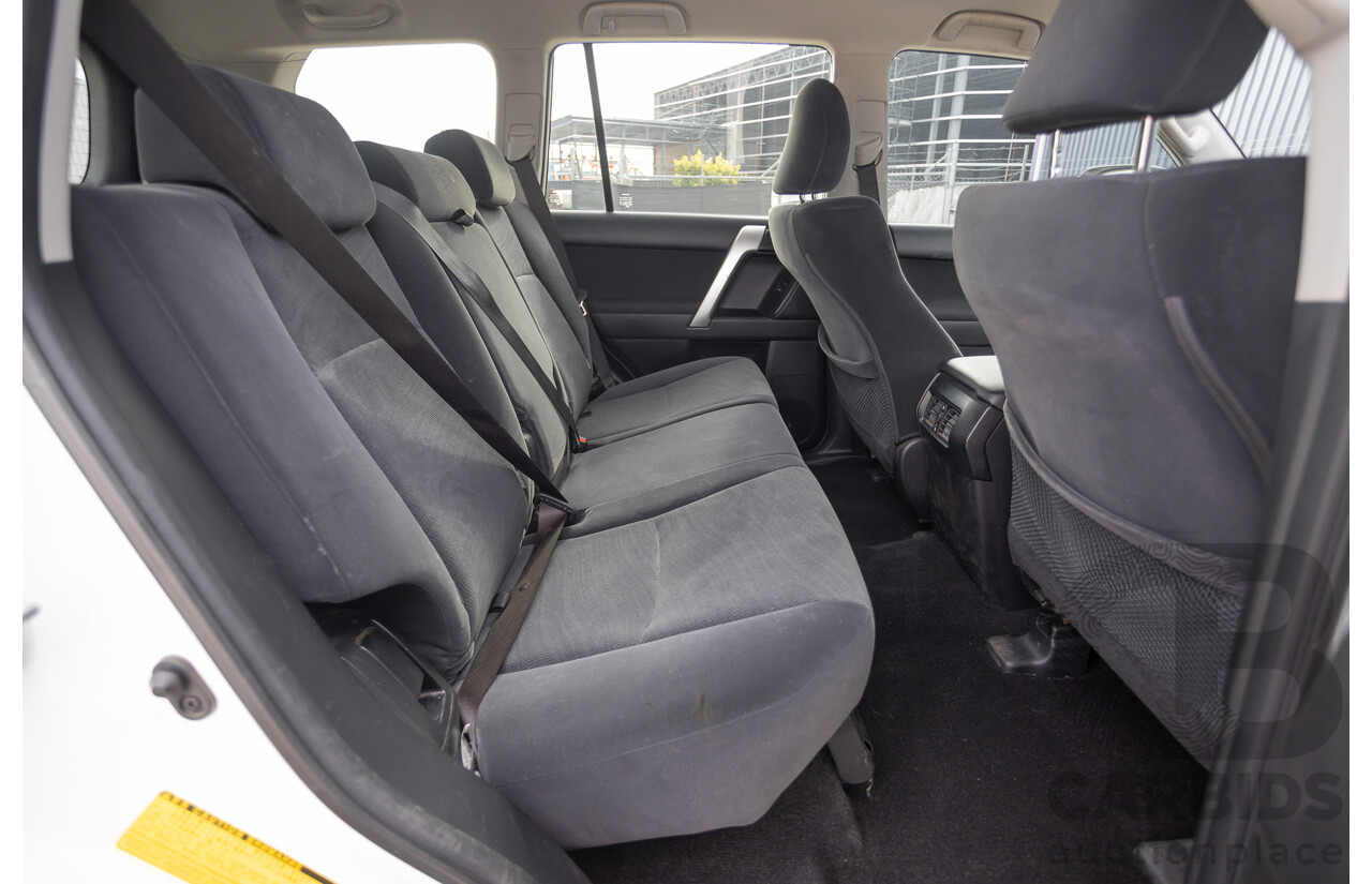 9/2023 Toyota Landcruiser Prado GX (4x4) GDJ150R 4D Wagon Glacier White Turbo Diesel 2.8L