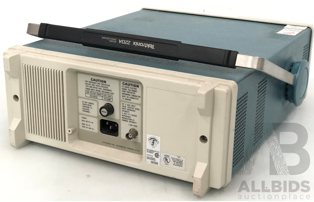 Tektronix 2213A 20MHz Dual Channel Oscilloscope