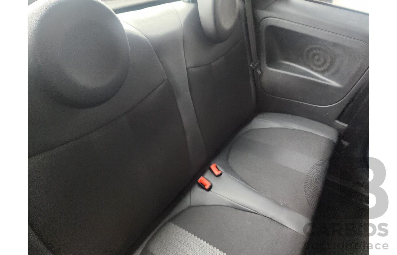 01/2015 Fiat 500 S MY14 3d Hatchback Black 1.4L