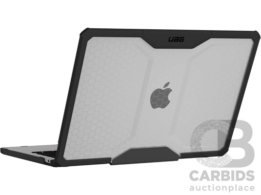 1662637 · UAG 134007114340 Plyo Case for MacBook Air 13 Inch (M2-2022)