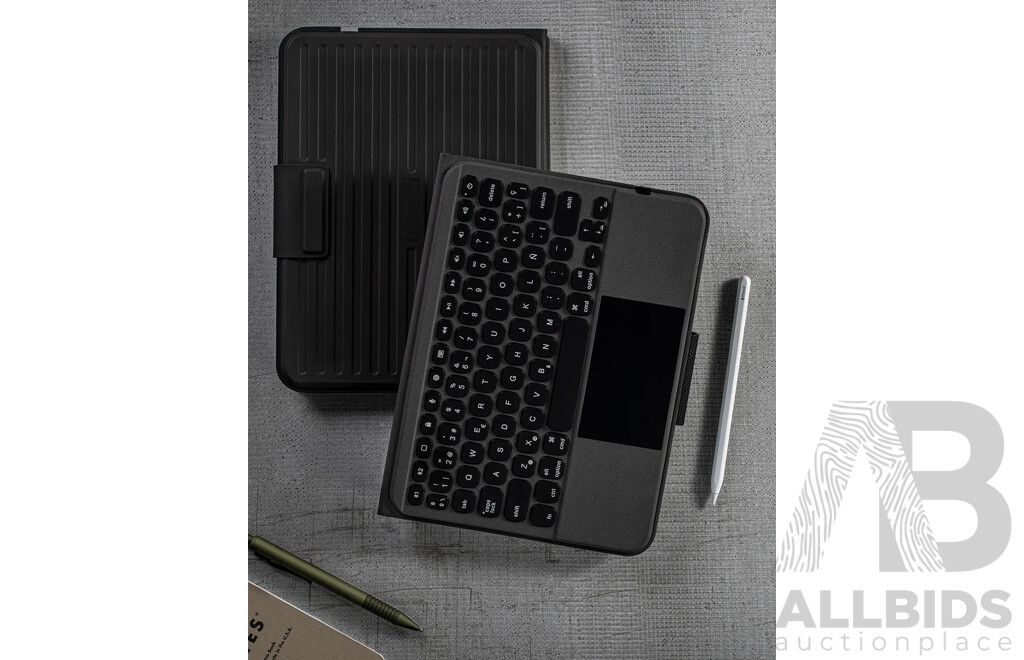 UAG 124000114031 Rugged Bluetooth Keyboard & Trackpad Case IPad 10.2 - Black