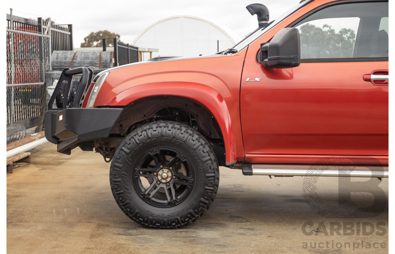 06/2010 Isuzu D-Max LS-U (4x4) TF MY10 Crew Cab Utility Red Turbo Diesel 3.0L