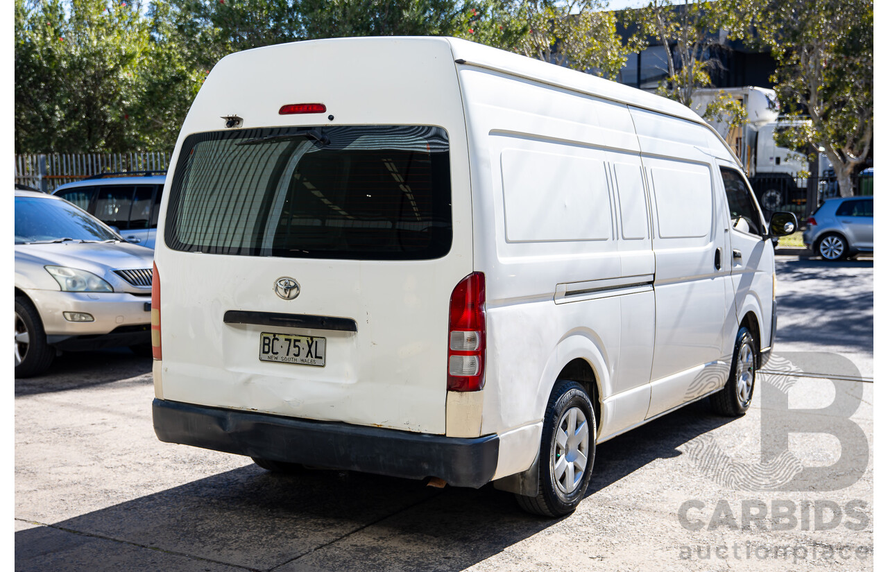 5/2006 Toyota Hiace SLWB TRH221R 4d Van Warm White 2.7L