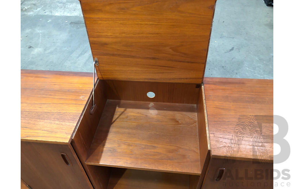 Vintage Entertainment Unit