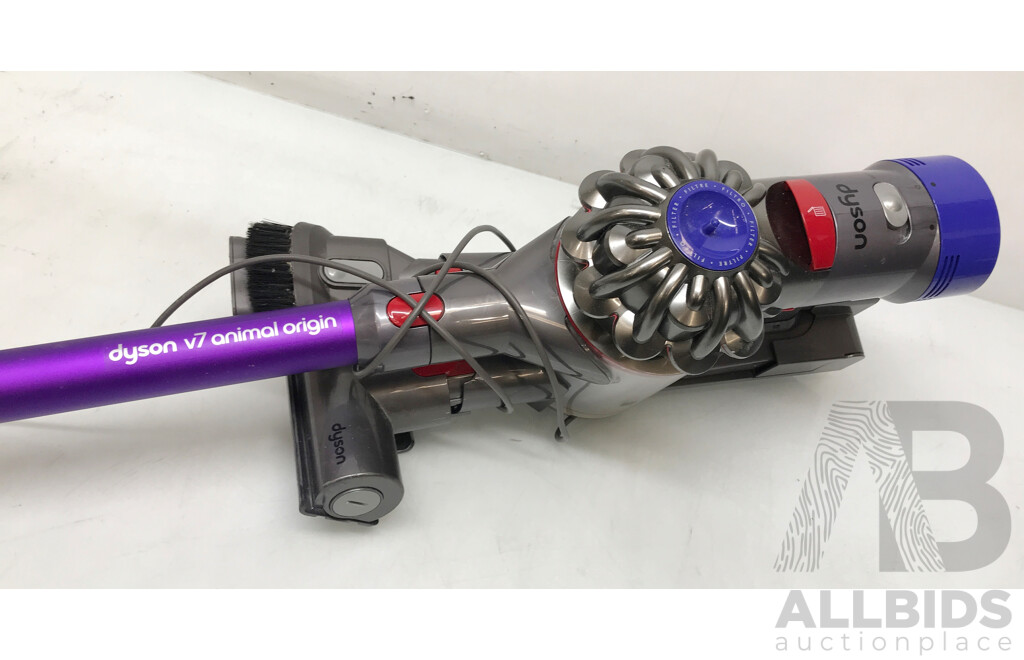 Dyson V7 Animal Origin Cordless Vacuum