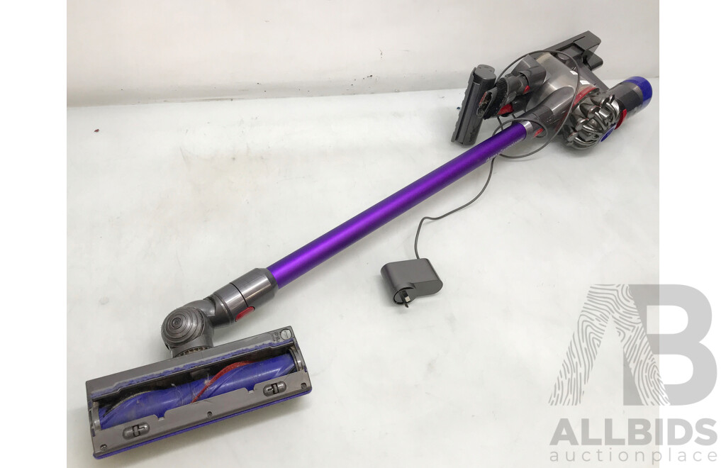 Dyson V7 Animal Origin Cordless Vacuum