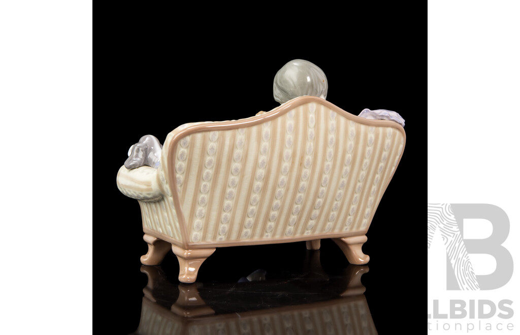Lladro 'Big Sister' Figurative Group