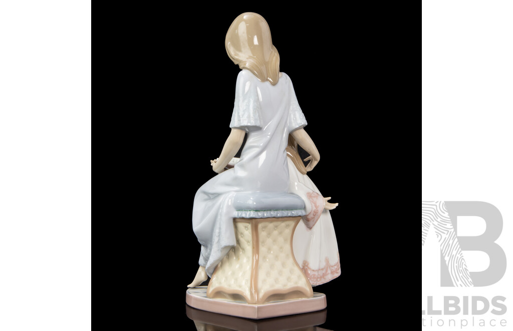 Lladro 'Bedtime Story' Figurative Group