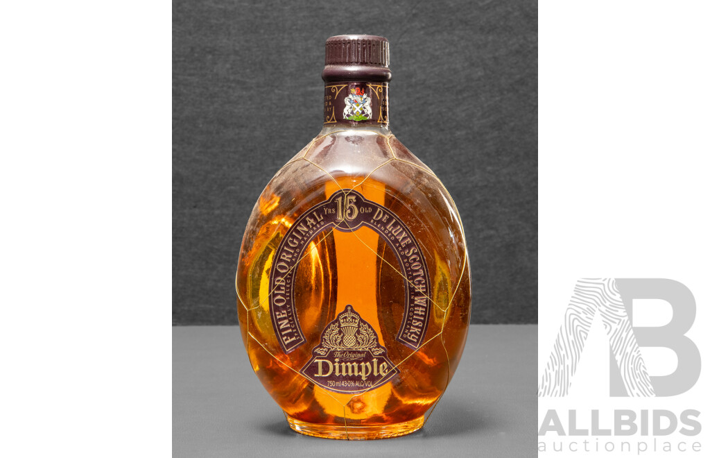 Vintage Dimple 15 Year Old Fine Old Original De Luxe Scotch Whisky