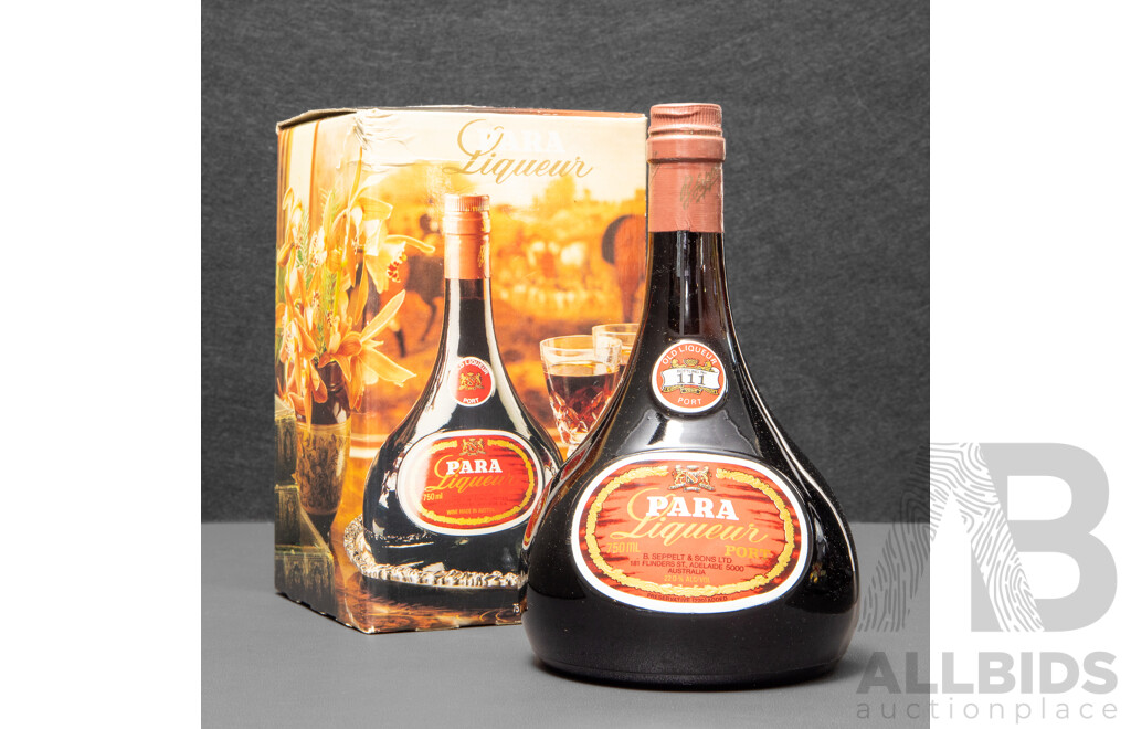 Vintage Seppelt Para Liqueur Port Bottling No. 111 in Presentation Box