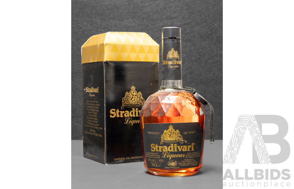 Vintage Stradivari Italian Liqueur in Presentation Box