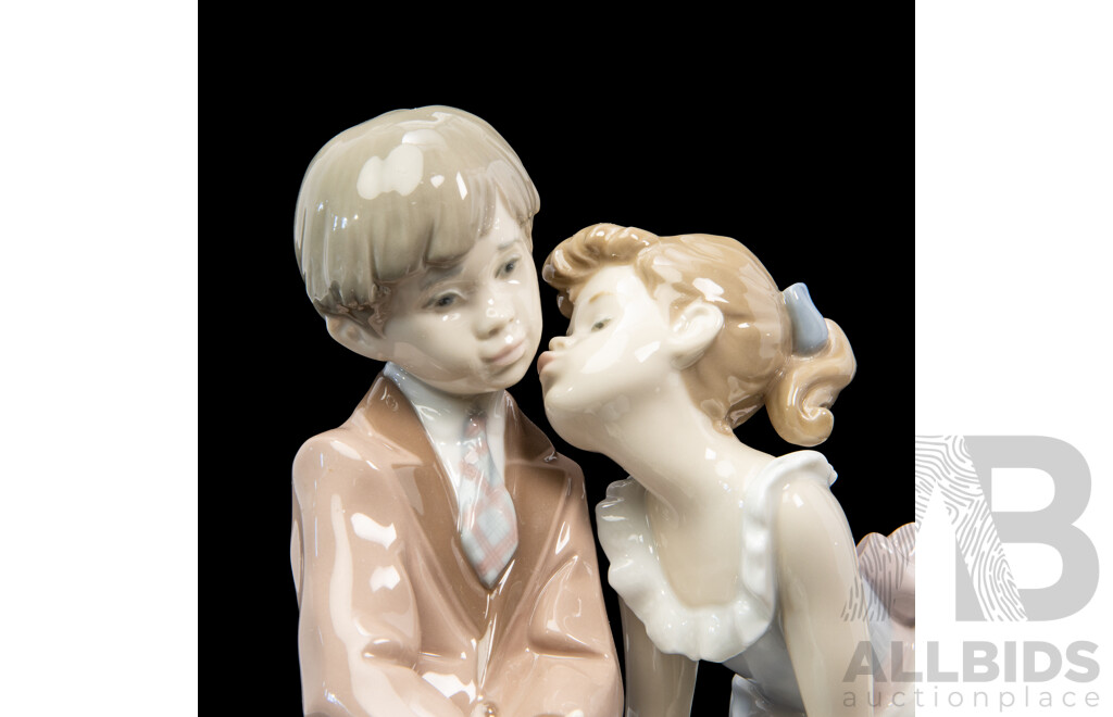 Boxed Lladro 'Ten and Growing' Porcelain Figurative Group