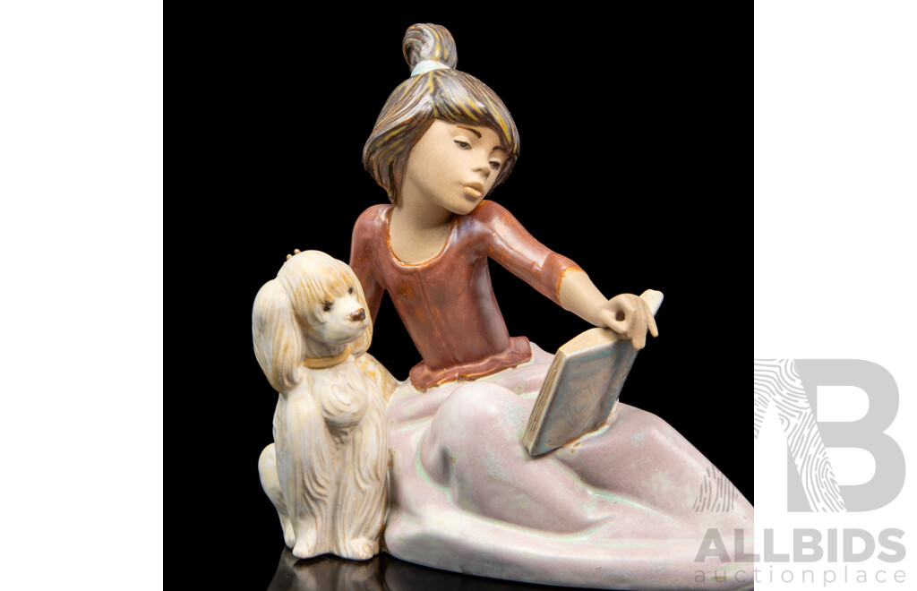 Boxed Vintage Lladro 'A Lesson Shared' Porcelain Figurative Group by Juan Huerta