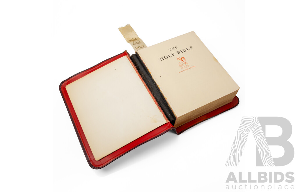 Leather Bound the Holy Family Edition of the Catholic Bible by Virtue & Company Limited, London 1973 Edition