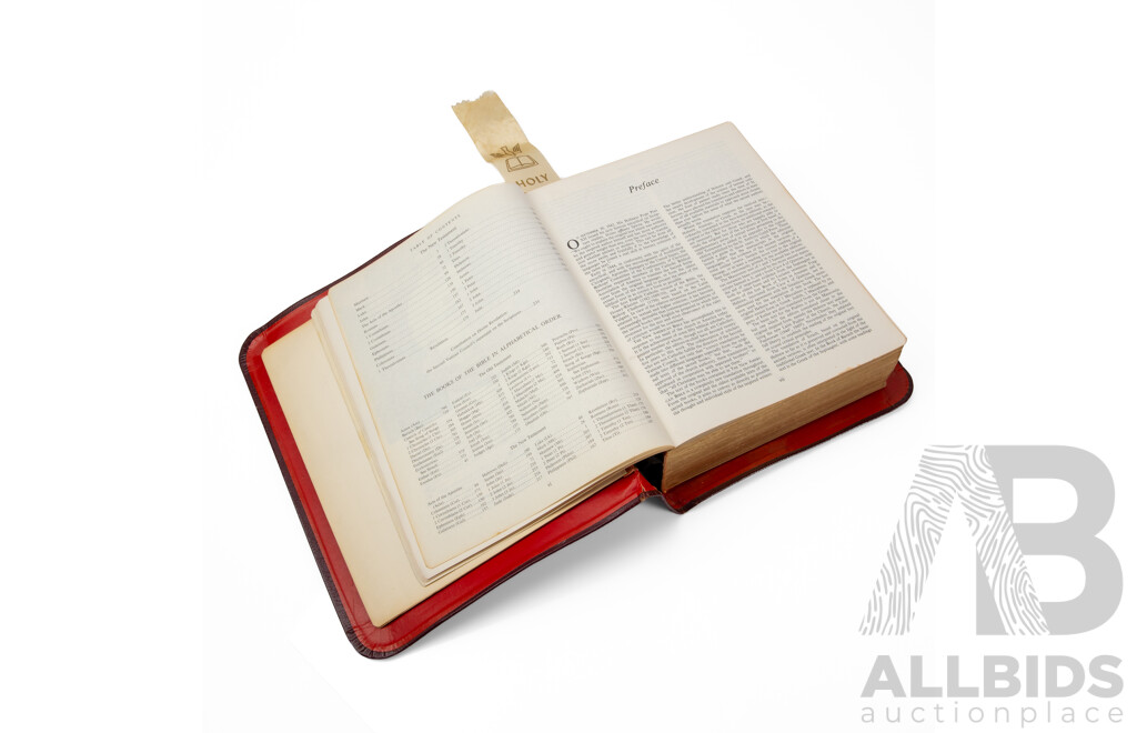 Leather Bound the Holy Family Edition of the Catholic Bible by Virtue & Company Limited, London 1973 Edition