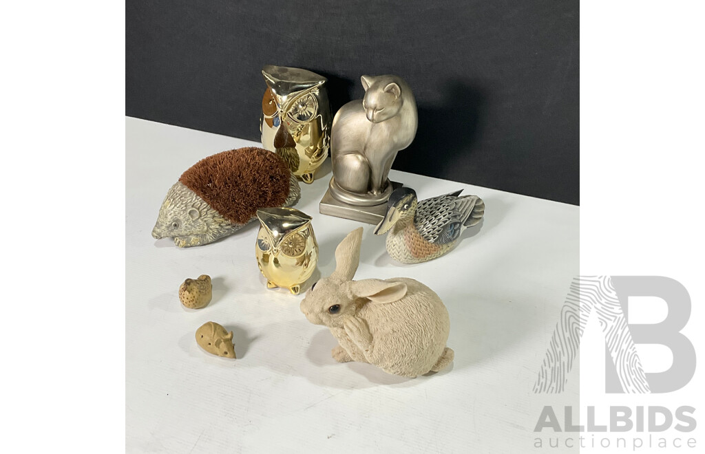 Collection of Eight Decorative Animals Including Duck, Cat, Mouse, Rabbit, Bird Hedgehog and Owl