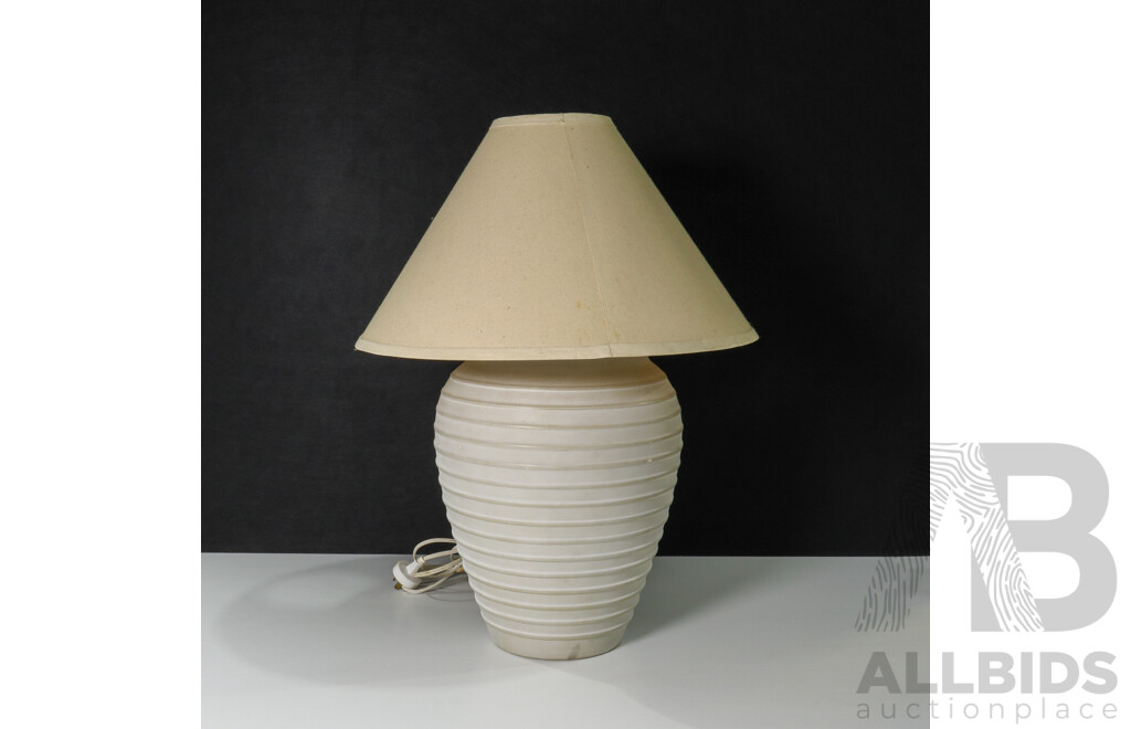 Vintage Ceramic Table Lamp