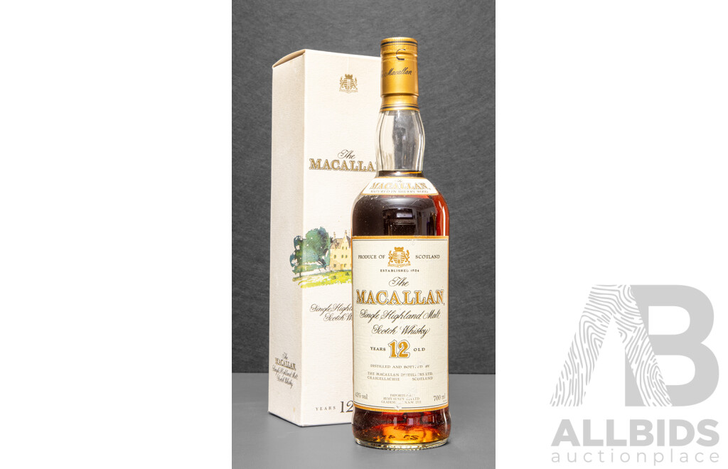 Macallan Single Highland Malt Scotch Whisky in Presentation Box