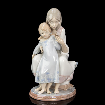 Lladro 'Tenderness' Figurative Group