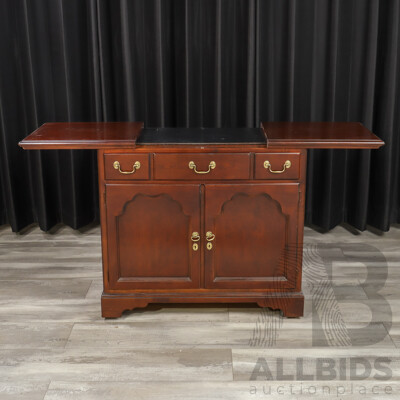Georgian Style Bar Cart by Drexel Furniture