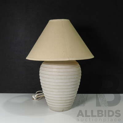 Vintage Ceramic Table Lamp