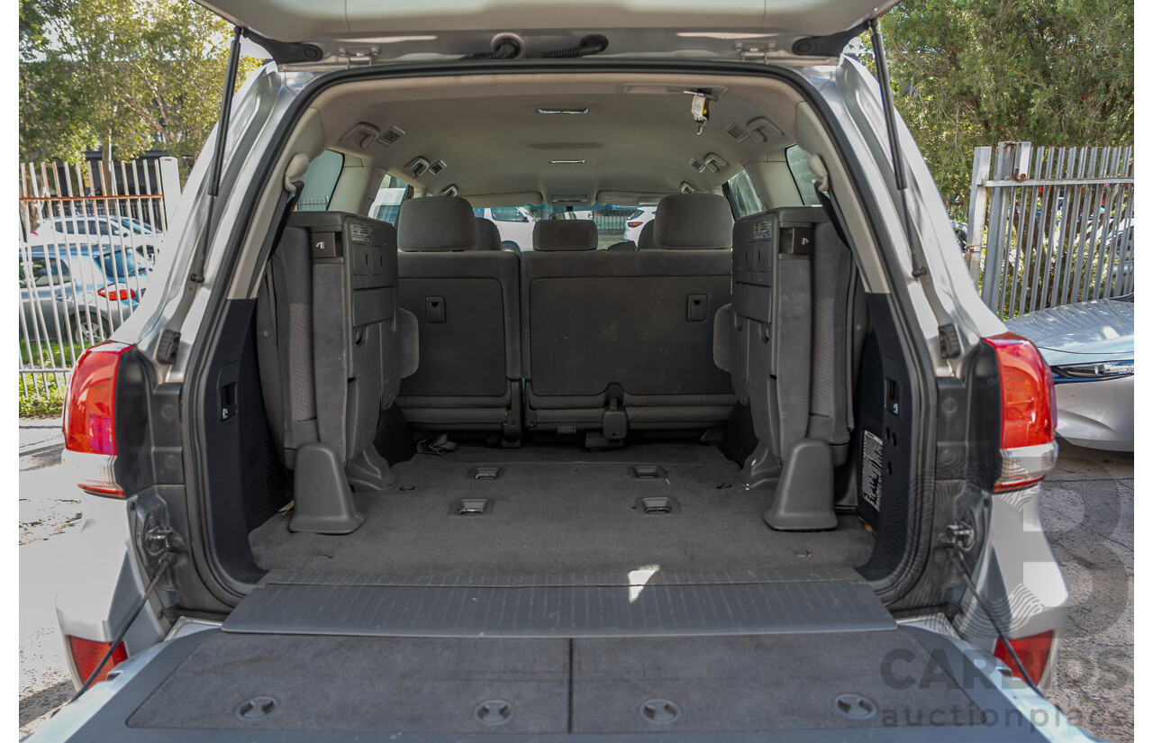 10/2007 Toyota Landcruiser GXL (4x4) VDJ200R 4d Wagon Silver Twin-turbo Diesel 4.5L