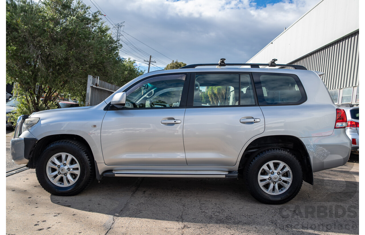 10/2007 Toyota Landcruiser GXL (4x4) VDJ200R 4d Wagon Silver Twin-turbo Diesel 4.5L