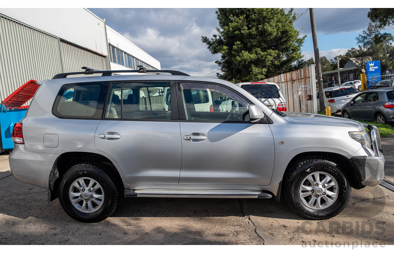 10/2007 Toyota Landcruiser GXL (4x4) VDJ200R 4d Wagon Silver Twin-turbo Diesel 4.5L