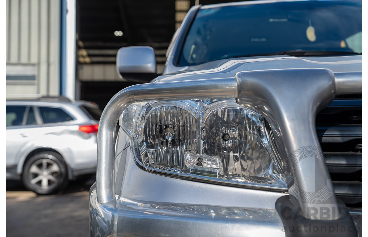 10/2007 Toyota Landcruiser GXL (4x4) VDJ200R 4d Wagon Silver Twin-turbo Diesel 4.5L