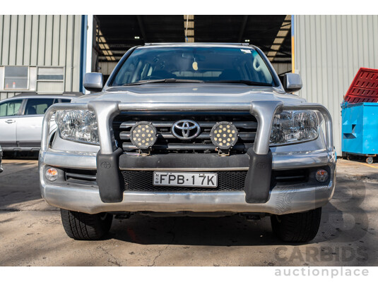 10/2007 Toyota Landcruiser GXL (4x4) VDJ200R 4d Wagon Silver Twin-turbo Diesel4.5L