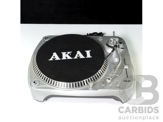 Akai USB Turntable
