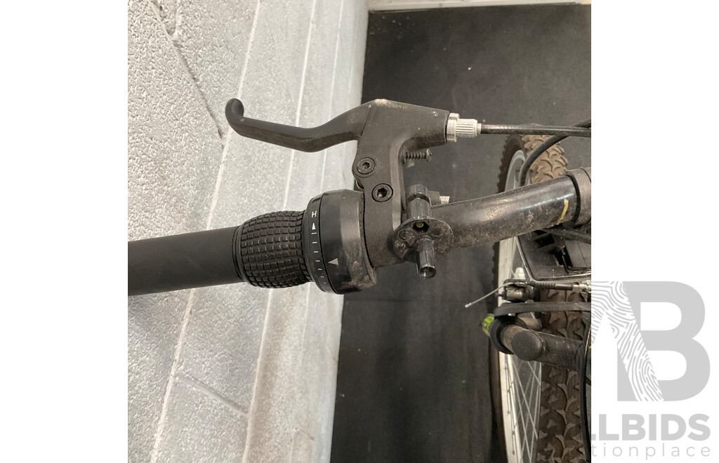 XDS Terrain Dual-Suspension Mountain Bike
