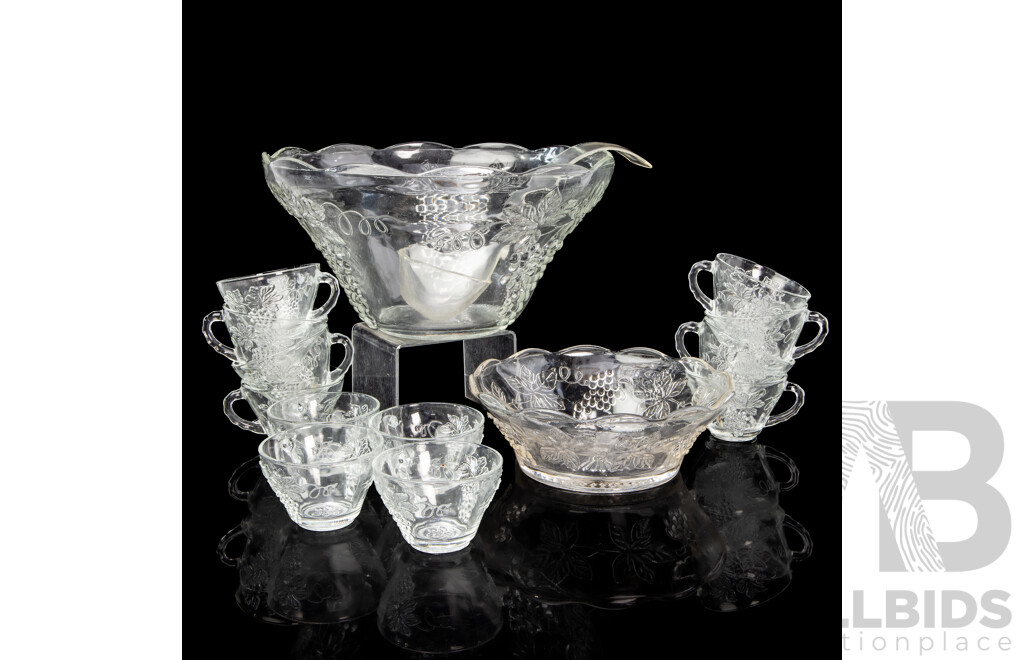 Vintage 13 Piece Glass Punch Set