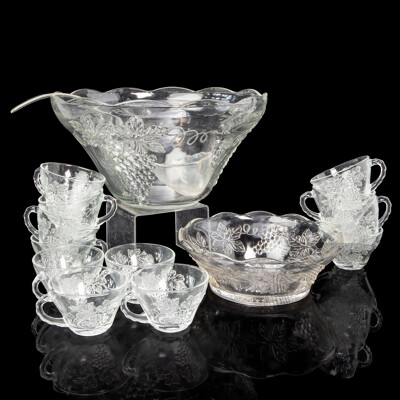 Vintage 13 Piece Glass Punch Set