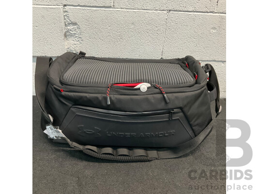 UNDER ARMOUR No Weight Duffle Bag
