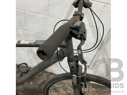 1662936 · Merida M/L Crossway Bike
