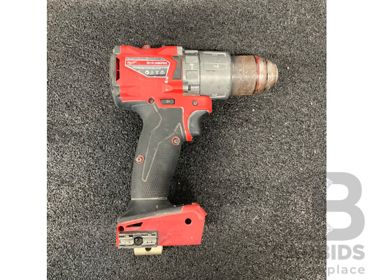 1662908 · MILWAUKEE Fuel M18 Hammer Drill, Impact Driver and 8.0Ah Battery