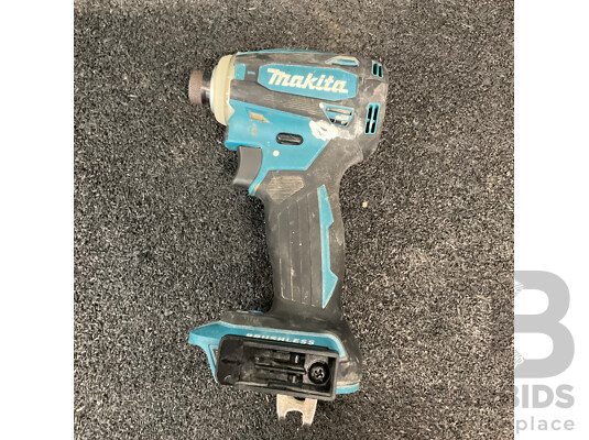 1662897 · MAKITA 18V Impact Driver (DTD172) with Makpac Connector Carry Case