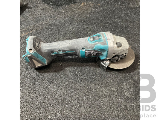 1664001 · MAKITA 18V LXT Brushless Angle Grinder (DGA504) - Skin Only