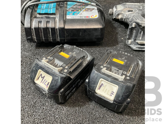 1663989 · MAKITA 18V Kit, Including Impact Driver (TD173D), Battery Charger (DC18RC) and 2x 5.0ah Battery - Lot of 4