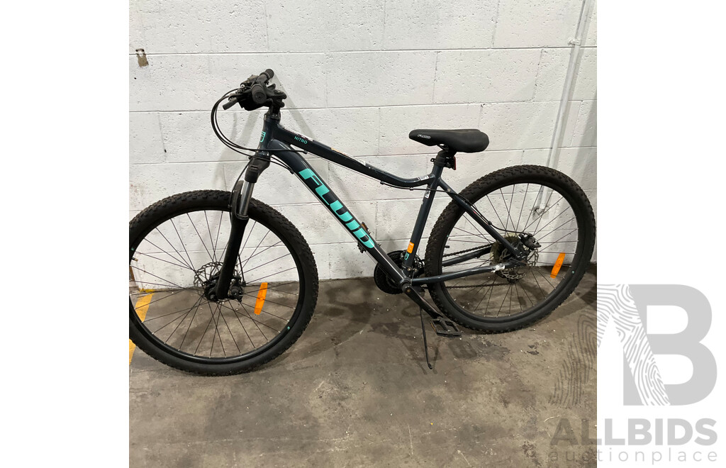 Fluid Nitro M/L Bike