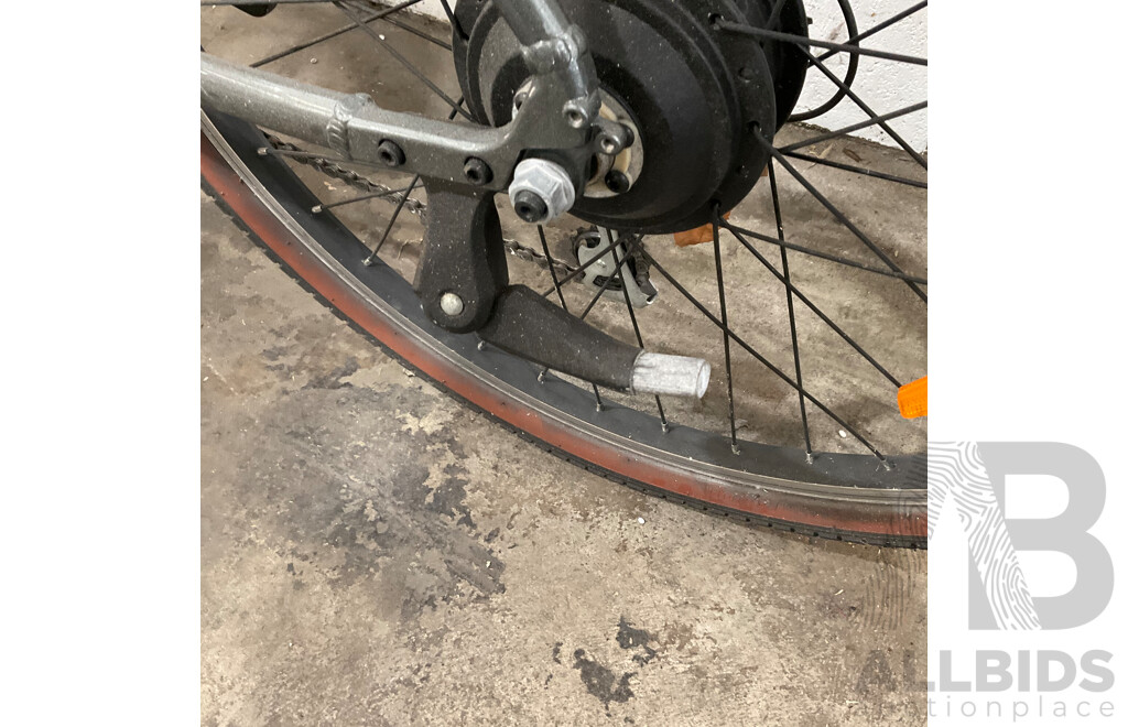Velectrix Cruiser E-Bike ( 52.5cm )